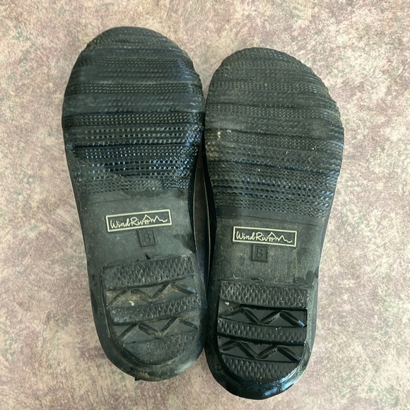 Wind River Rubber Shoes - Picture 4 of 6